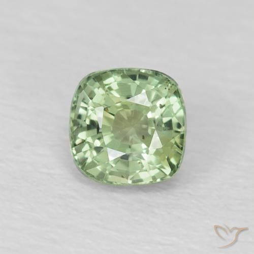 0.59ct طبيعي أخضر باهت زفير, وسادة, قليلا جدا