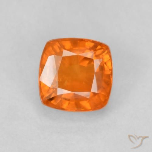 0.70ct طبيعي برتقالى نارى زفير, وسادة, قليلا جدا
