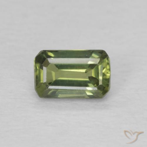 0.47ct طبيعي أخضر متوسط زفير, قص الزمرد, قليلا جدا