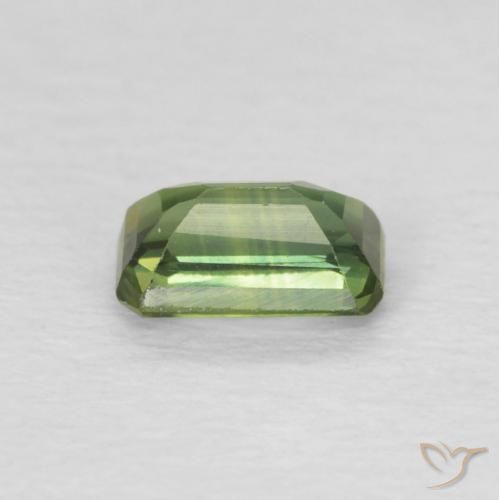 زفير Medium Light Green طبيعي، ثمانى / قصة زمرد، 0.46 قيراط، قليلا جدا