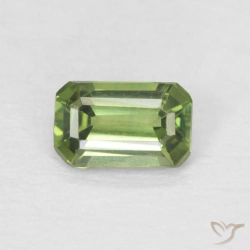 0.42ct طبيعي أخضر دافئ زفير, قص الزمرد, قليلا جدا