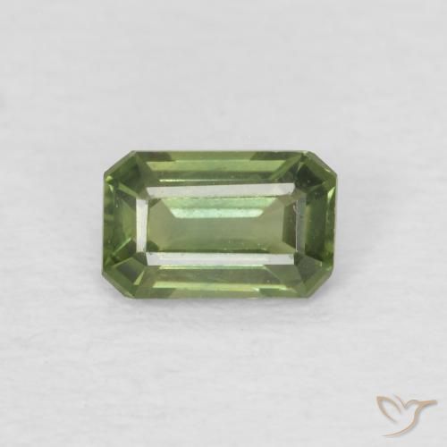 0.44ct طبيعي أخضر متوسط زفير, قص الزمرد, قليلا جدا