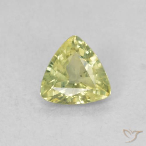 0.49ct طبيعي أخضر مصفر زفير, مثلثى, قليلا جدا