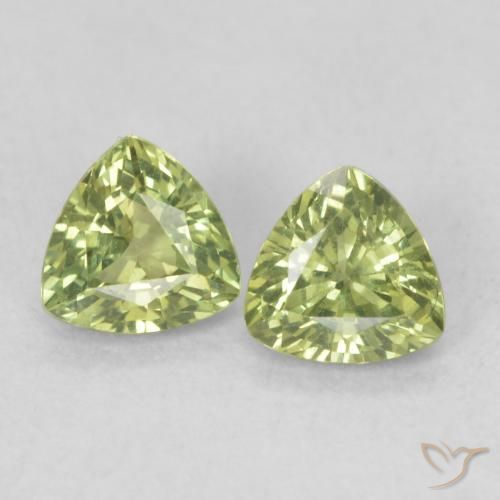 0.67ctw طبيعي أخضر مصفر زفير, مثلثى, VVS-VS