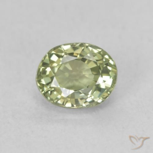 0.57ct طبيعي Medium Dark-Green زفير, بيضوي, VVS