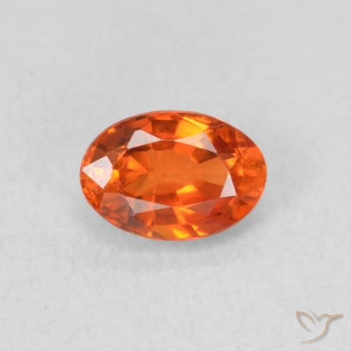 0.63ct طبيعي برتقالى نارى زفير, بيضوي, قليلا جدا