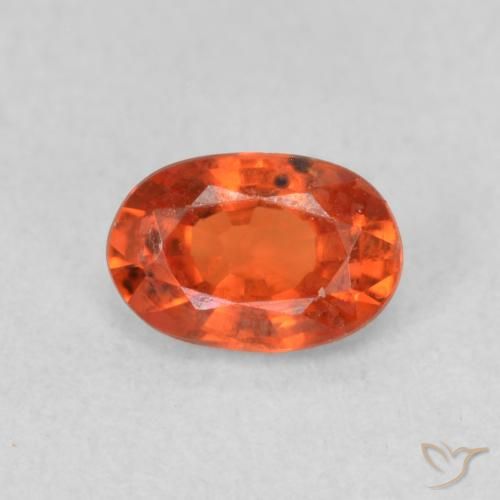 0.68ct طبيعي برتقالى متوسط زفير, بيضوي, قليلا جدا