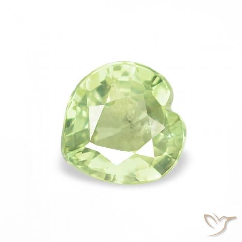 0.59ct طبيعي أخضر أصفر فاتح زفير, قلب, قليلا جدا