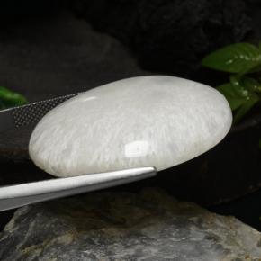 سكوليسيت أبيض طبيعي، قصة بيضاوى، 29.57 قيراط، غير شفاف