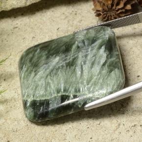 سيرافينيت أخضر طبيعي، قطع وسادة، 44.32 قيراط، غير شفاف