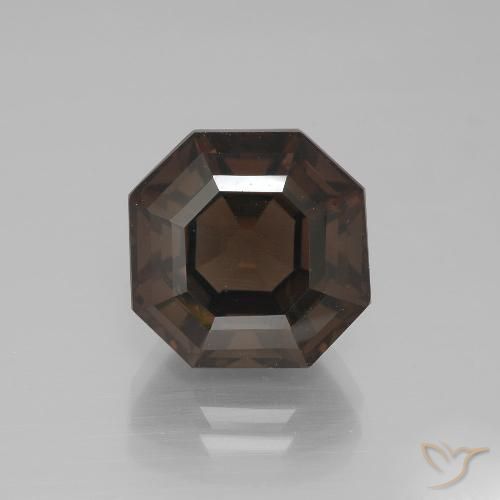 8.10ct طبيعي بنى متوسط كوارتز سموكى, قص الزمرد, قليلا جدا