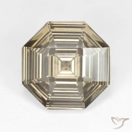 5.82ct طبيعي بنى باهت كوارتز سموكى, قص الزمرد, VVS