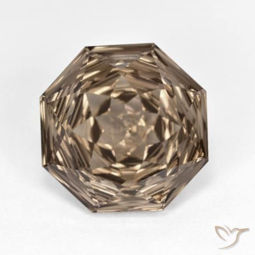 5.46ct طبيعي بنى متوسط كوارتز سموكى, قص الزمرد, VVS