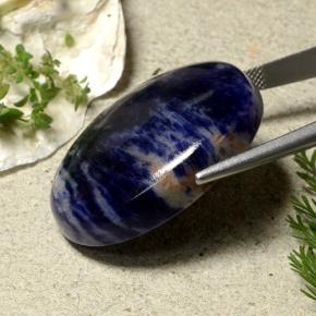 سوداليت أزرق غامق طبيعي، قصة بيضاوى، 59.51 قيراط، غير شفاف