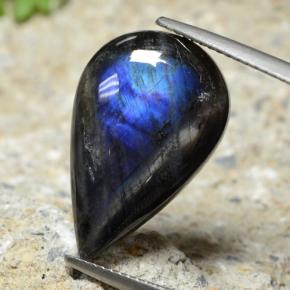 سبيكترولايت متعدد الألوان طبيعي، شكل الكمثرى، 8.15 قيراط، غير شفاف