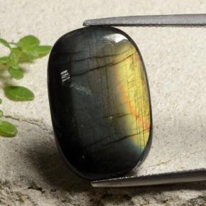 سبيكترولايت متعدد الألوان طبيعي، قطع وسادة، 11.04 قيراط، غير شفاف