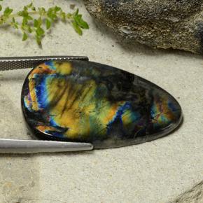 سبيكترولايت متعدد الألوان طبيعي، شكل الكمثرى، 19.61 قيراط، غير شفاف