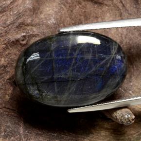 سبيكترولايت متعدد الألوان طبيعي، قصة بيضاوى، 16.82 قيراط، غير شفاف