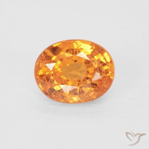 0.58ct طبيعي برتقالى متوسط غزل السبيسارتيت, بيضوي, قليلا جدا