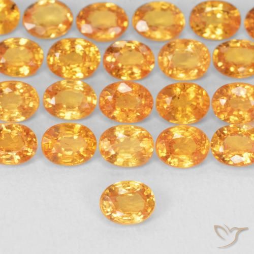 0.26ct طبيعي برتقالى مشمشى غزل السبيسارتيت, بيضوي, قليلا جدا