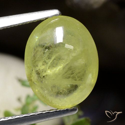 3.41ct طبيعي أصفر متوسط سيفين, بيضوي, نصف شفاف
