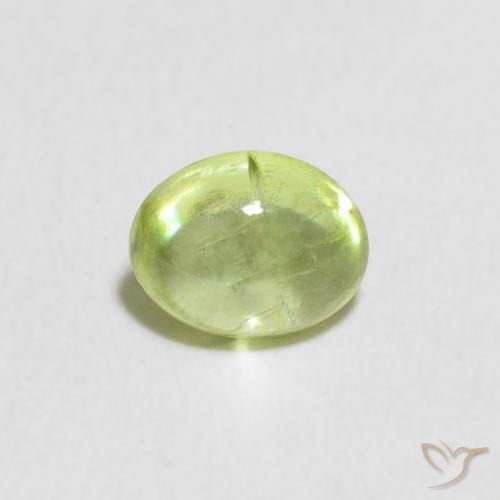 0.68ct طبيعي أخضر حيوى فاتح سيفين, بيضوي, شفاف