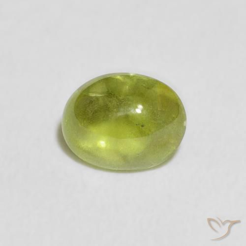 0.84ct طبيعي أخضر زيتوني سيفين, بيضوي, شفاف