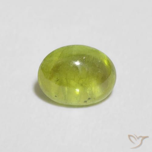 0.51ct طبيعي أخضر زيتوني سيفين, بيضوي, شفاف