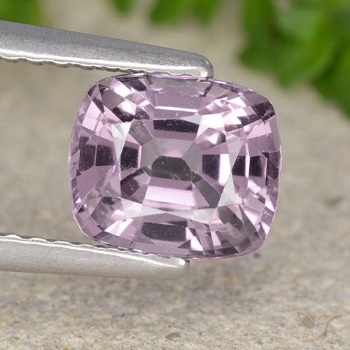 1.54ct طبيعي وردى-أرجوانى عنبى فاتح الإسبنيل, وسادة, قليلا جدا