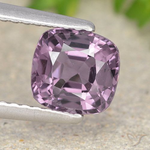 1.34ct طبيعي أرجوانى عنبى فاتح الإسبنيل, وسادة, VVS
