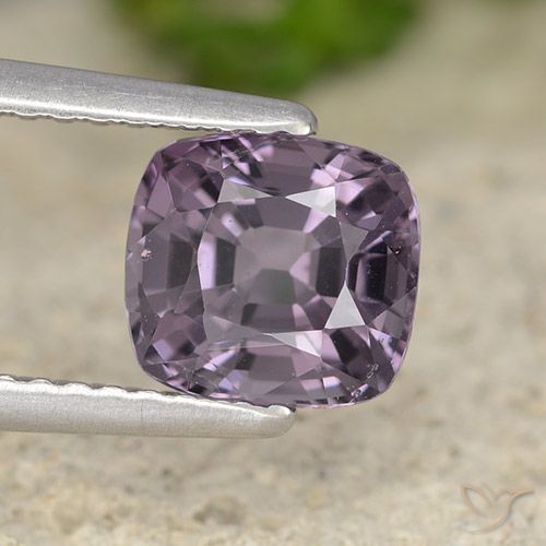 1.69ct طبيعي أرجواني غامق الإسبنيل, وسادة, VVS-VS