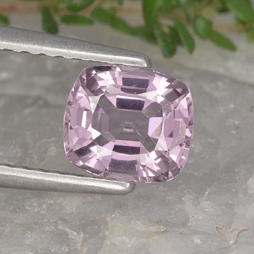 1.13ct طبيعي أرجوانى وردى فاتح جدا الإسبنيل, وسادة, VVS, Photo A