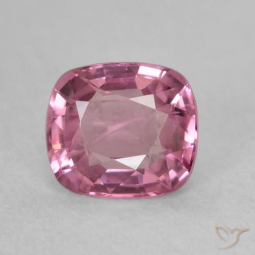 0.66ct طبيعي أرجوانى غامق الإسبنيل, وسادة, VVS-VS, Photo A