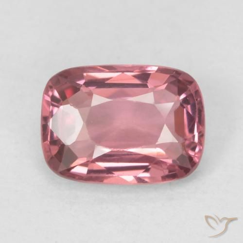 0.63ct طبيعي Medium Dark-Purple الإسبنيل, وسادة, قليلا جدا
