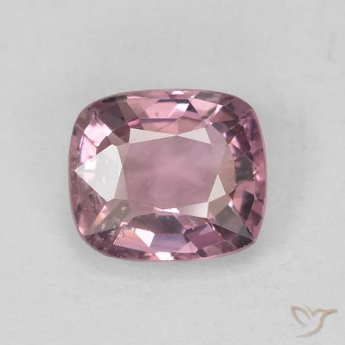0.68ct طبيعي Medium Dark-Purple الإسبنيل, وسادة, قليلا جدا
