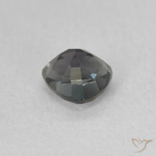 الإسبنيل Blackish Violet طبيعي، مثلثى، 0.60 قيراط، VVS-VS
