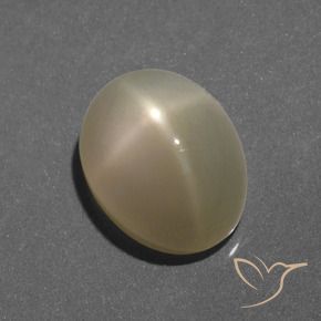 ستار مونستون أصفر فاتح طبيعي، قصة بيضاوى، 6.35 قيراط، نصف شفاف