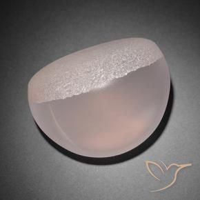 نجمة روز كوارتز وردي فاتح طبيعي، قصة بيضاوى، 142.05 قيراط، نصف شفاف