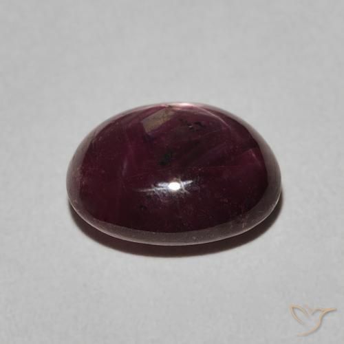 ياقوت نجمة Medium Dark-Purple طبيعي، بيضوي، 4.38 قيراط، غير شفاف