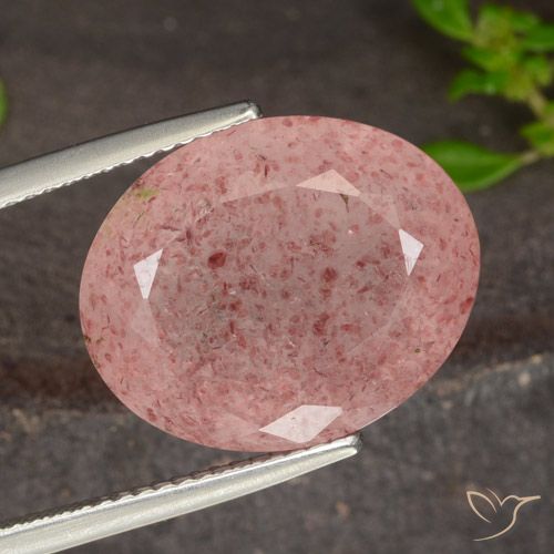 13.48ct طبيعي وردى برتقالى كوارتز الفراولة, بيضوي, نصف شفاف