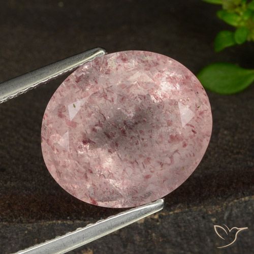 7.37ct طبيعي وردي فاتح كوارتز الفراولة, بيضوي, نصف شفاف