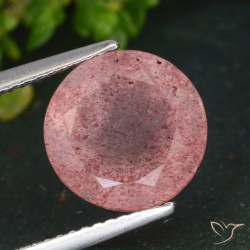 4.84ct طبيعي وردى غامق كوارتز الفراولة, دائري, نصف شفاف