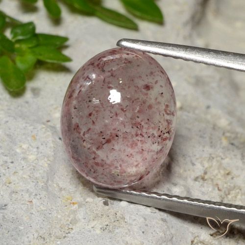 4.35ct طبيعي وردى العلكة غامق كوارتز الفراولة, بيضوي, نصف شفاف