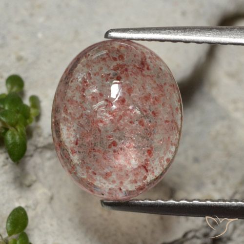4.25ct طبيعي وردى متوسط كوارتز الفراولة, بيضوي, نصف شفاف