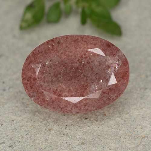 6.45ct طبيعي وردى متوسط كوارتز الفراولة, بيضوي, نصف شفاف