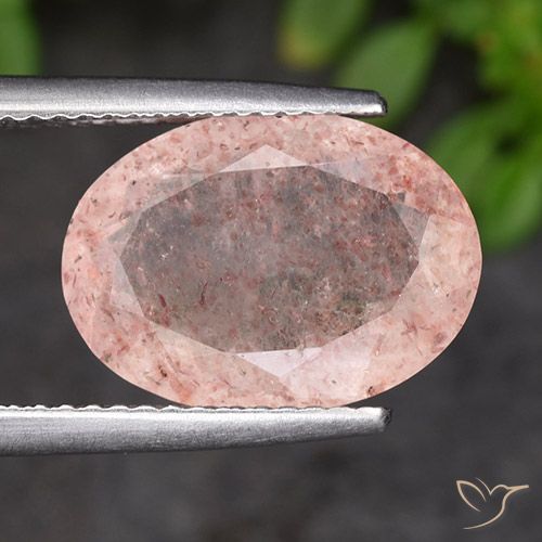 4.72ct طبيعي وردى فلامنجو كوارتز الفراولة, بيضوي, نصف شفاف