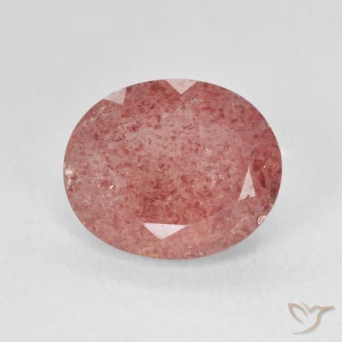 4.46ct طبيعي وردى لامع كوارتز الفراولة, بيضوي, نصف شفاف