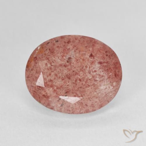 4.64ct طبيعي أحمر دموى كوارتز الفراولة, بيضوي, نصف شفاف