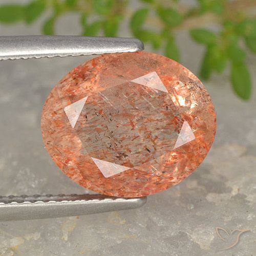4.73ct طبيعي برتقالى فاتح-متوسط حجر الشمس, بيضوي, نصف شفاف
