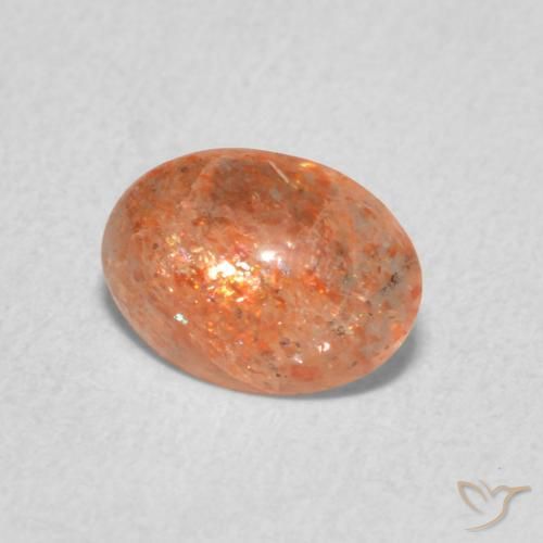 حجر الشمس Medium Light-Orange طبيعي، بيضوي، 0.84 قيراط، نصف شفاف